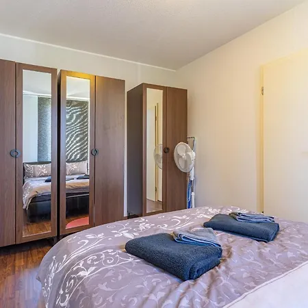 - 4 Im Appartementhaus Hafenriff * Sassnitz